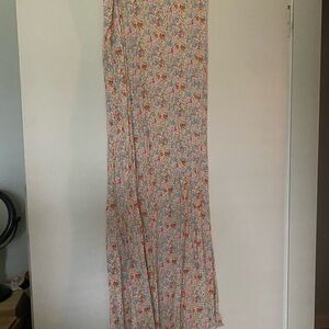 Carly Jean Los Angeles Floral Maxi Skirt